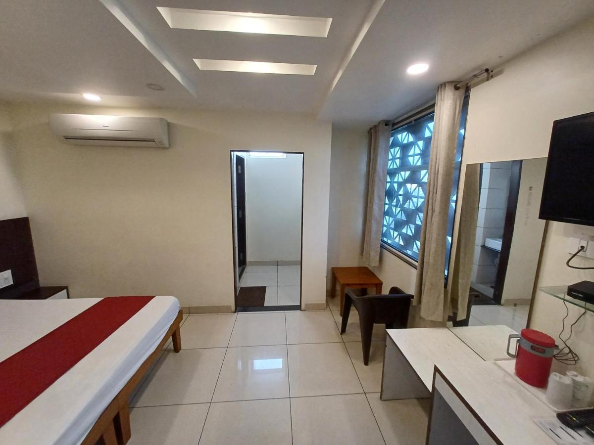Hotel Rashika Palace Divisione di Divisione di Jaipur Esterno foto