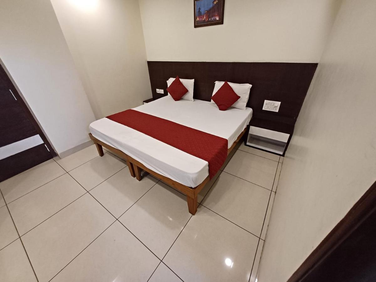 Hotel Rashika Palace Divisione di Divisione di Jaipur Esterno foto