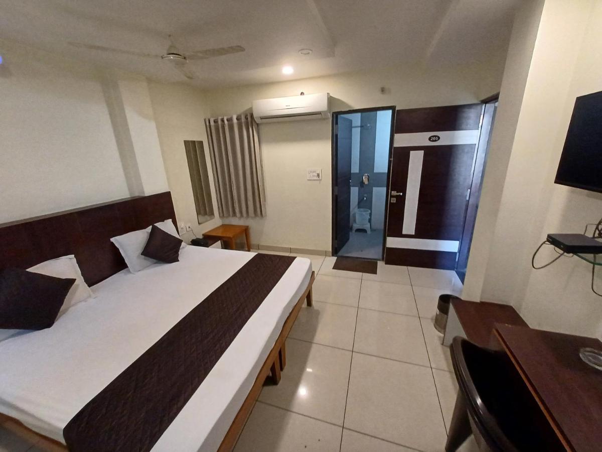 Hotel Rashika Palace Divisione di Divisione di Jaipur Esterno foto