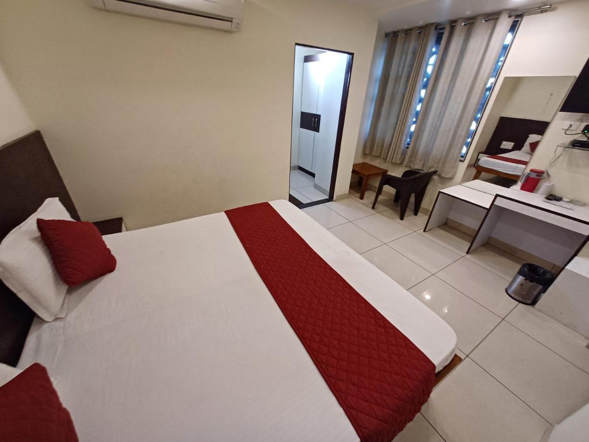 Hotel Rashika Palace Divisione di Divisione di Jaipur Esterno foto