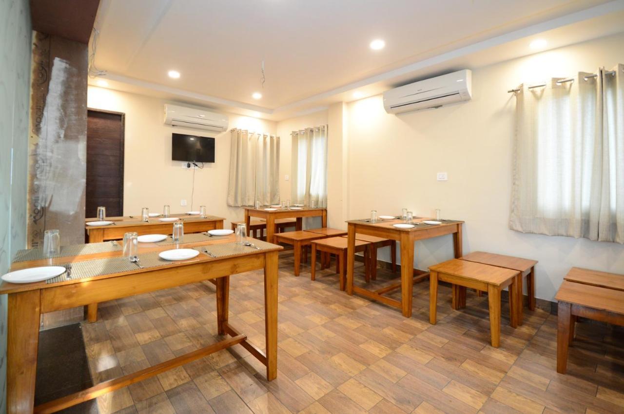 Hotel Rashika Palace Divisione di Divisione di Jaipur Esterno foto
